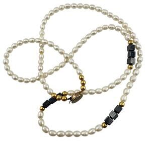 Vintage Genuine Pearl Hematite Gold Tone Beaded Elegant Classic 24” Necklace